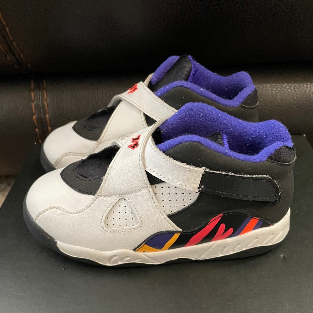 Jordan Retro 8